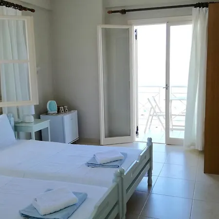 12 Gods Appartement Pylos